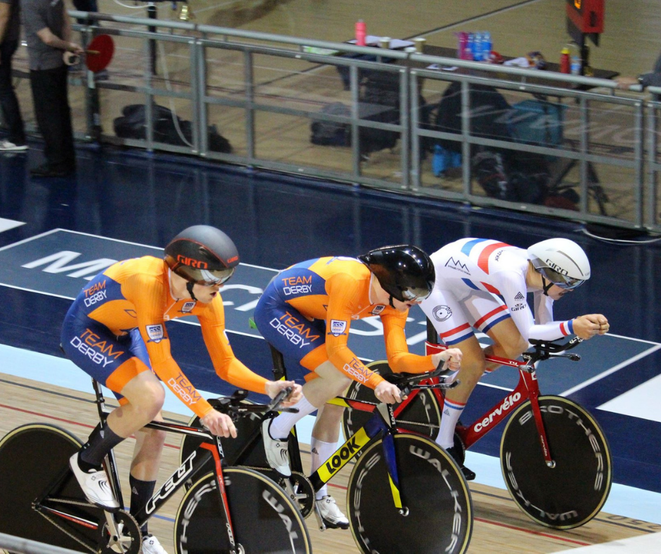 Ed O'Connell cycling with his Derby Uni teammates